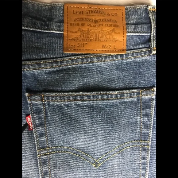 LEVI’S 511 Slim Fit Hendersonville Distressed Jean - Picture 5 of 10